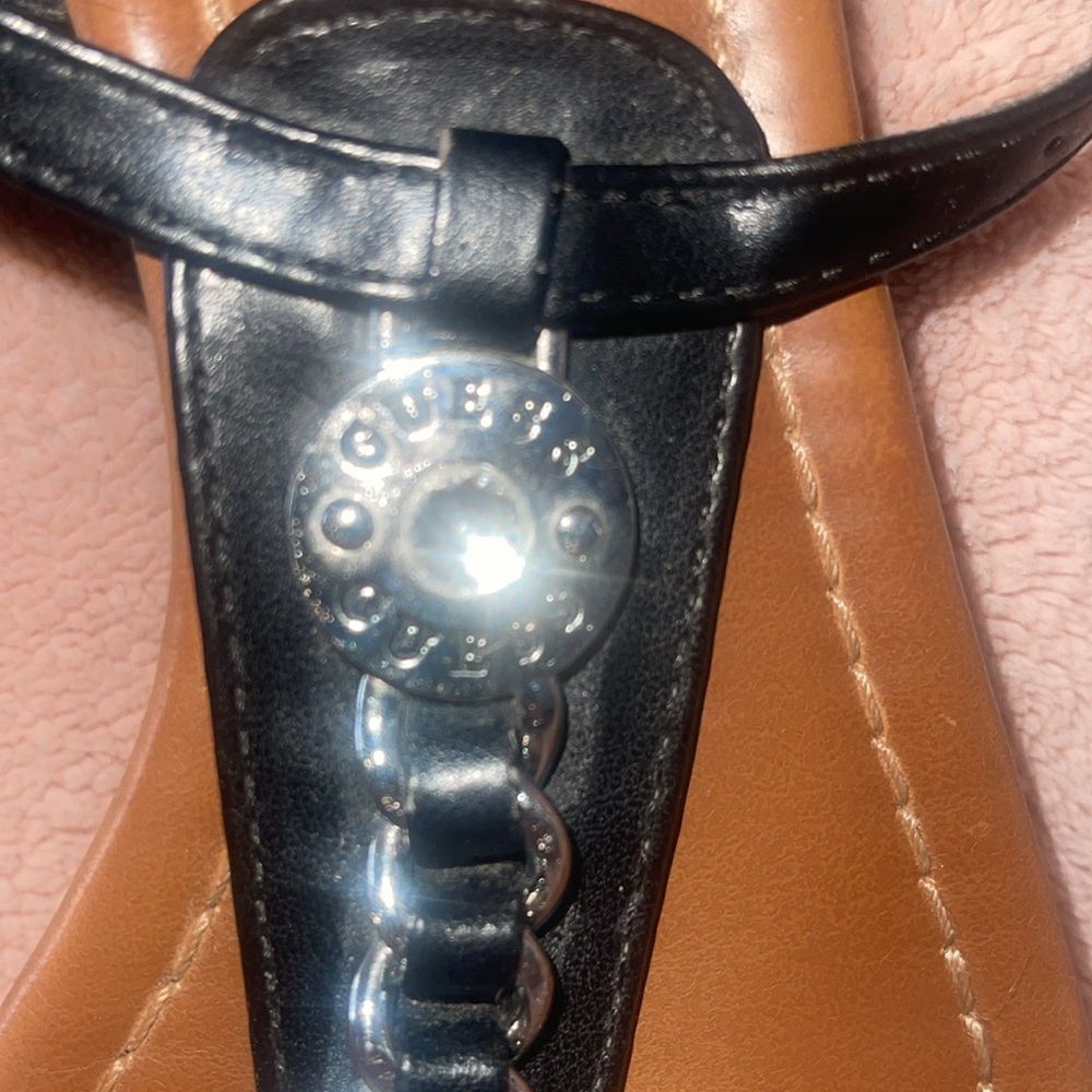Guess black thing sandal 7M - Picture 2 of 6